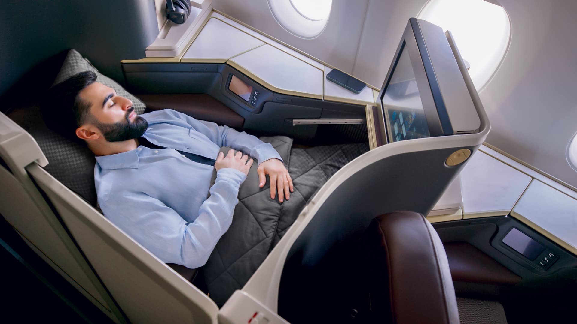 Etihad Business Class Fares to Europe at Half Price thumbnail 2