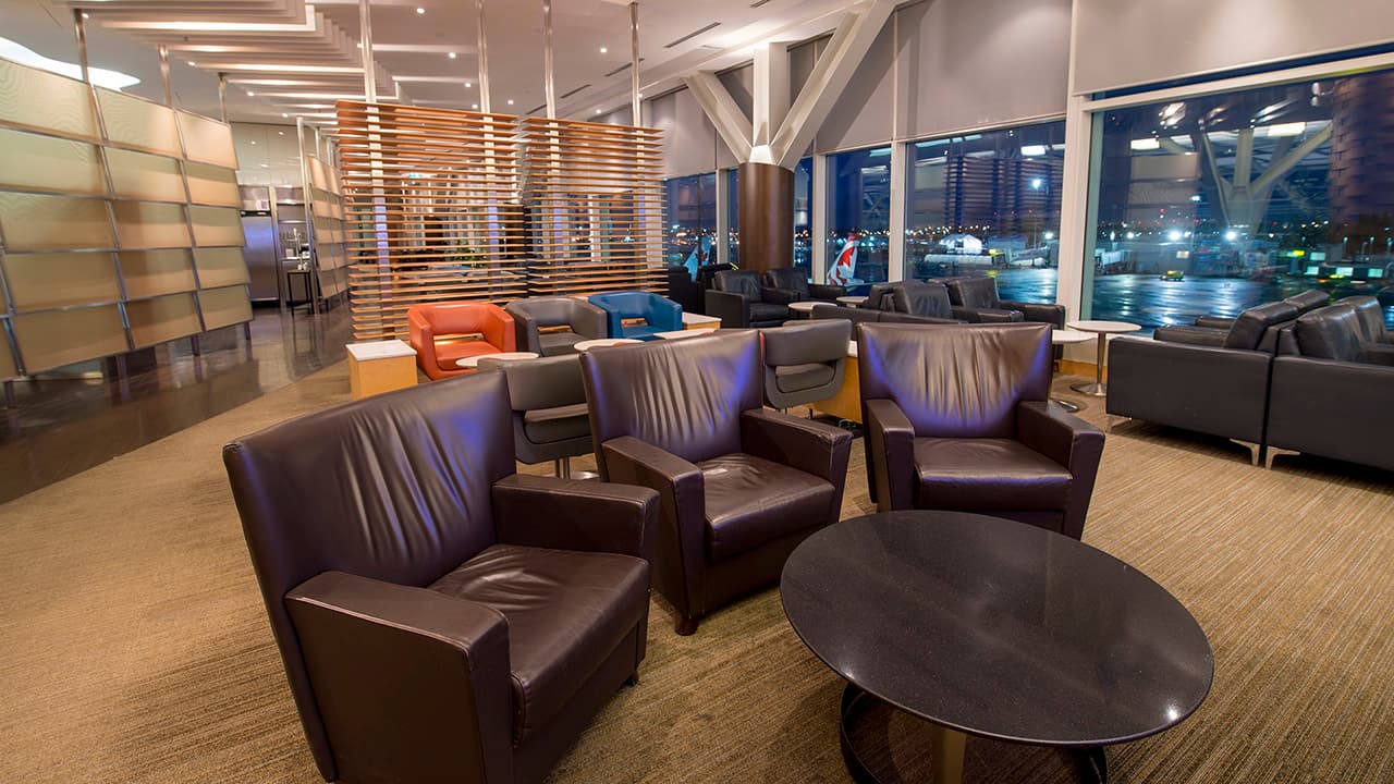 Air Canada Business Class to USA and Canada thumbnail 10