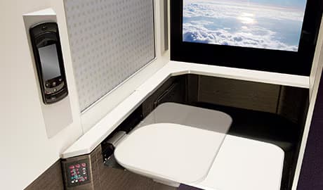 Japan Airlines Business Class to Europe thumbnail 7