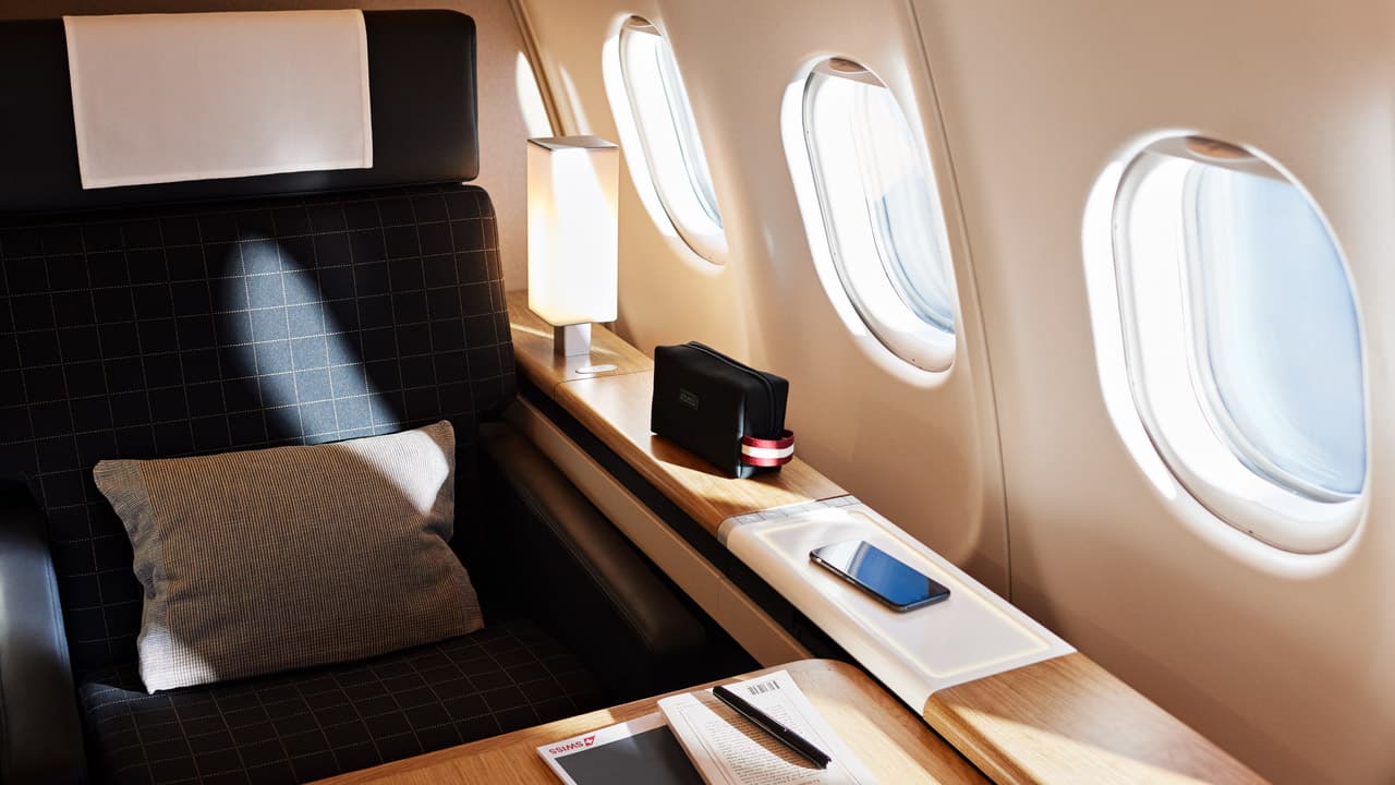 Swiss/Lufthansa and Partners (Singapore Airlines and Qantas) First Class to Europe thumbnail 7